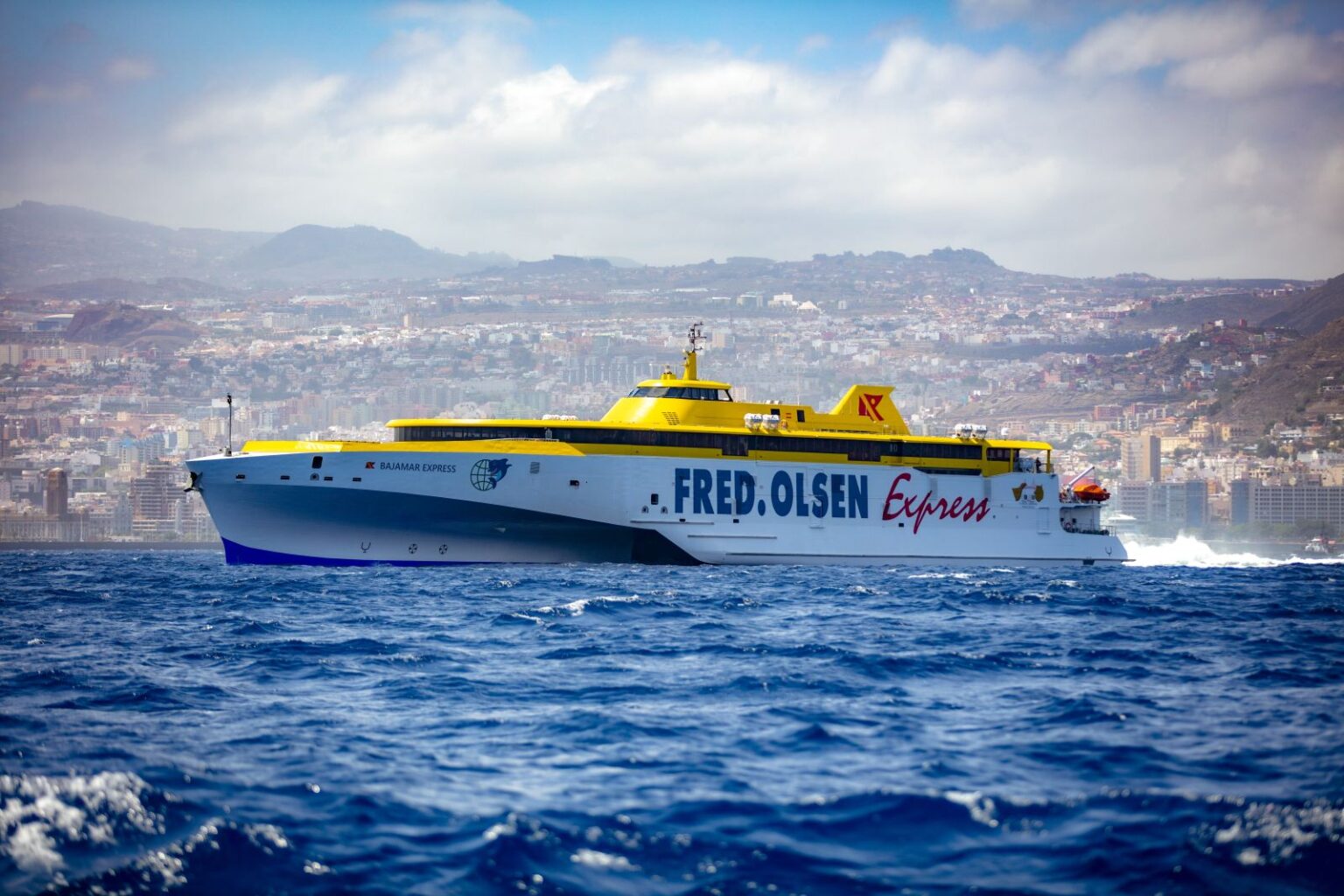 el primero privado Revelar Fred. Olsen Express transporta durante el puente del Día de Canarias a más  de 54.000 pasajeros y casi 15.000 vehículos – InfoPuertos
