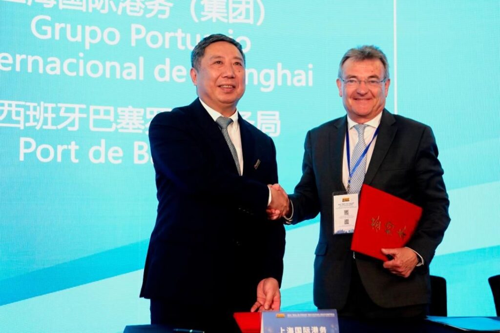 Port Barcelona - Shanghái