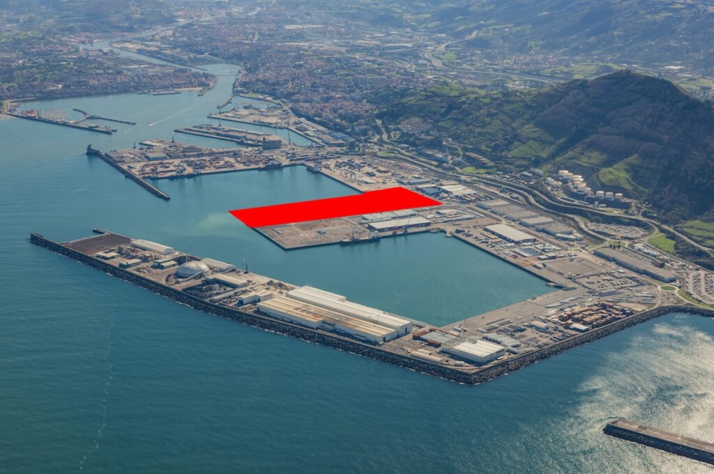 puerto de Bilbao - espigón central