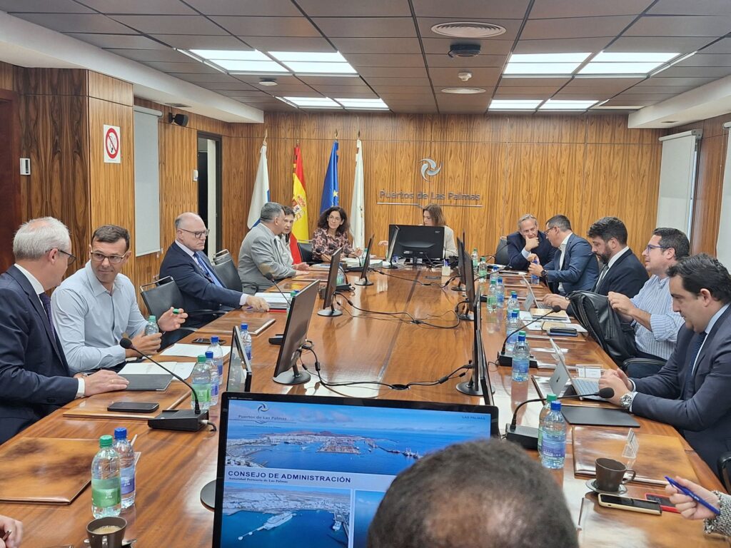 Puerto de Las Palmas - Consejo - Muelle Deportivo