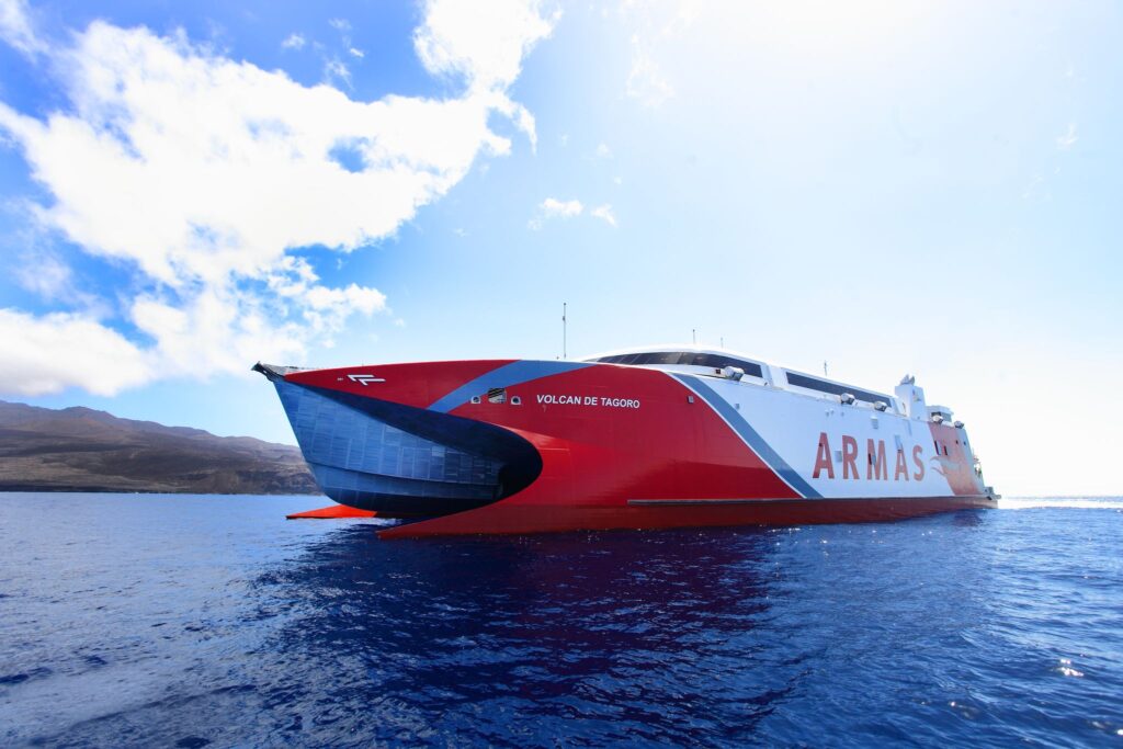 Naviera Armas Trasmediterránea - Volcán de Tagoro