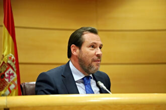 Óscar Puente - sector marítimo