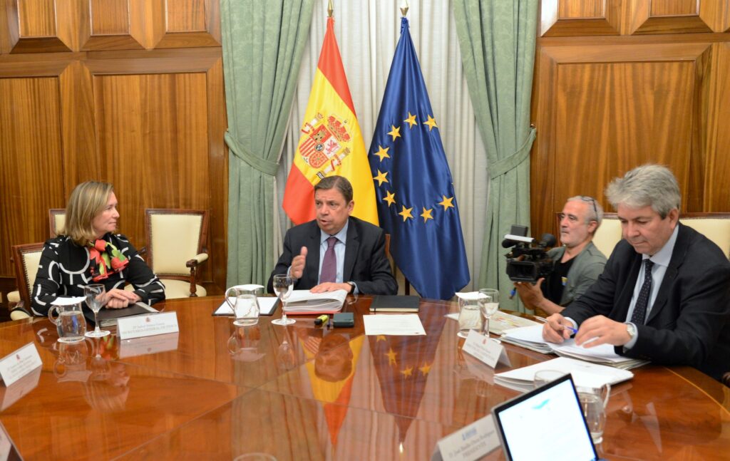 Planas - ministro cepesca - fnc - pesqueras