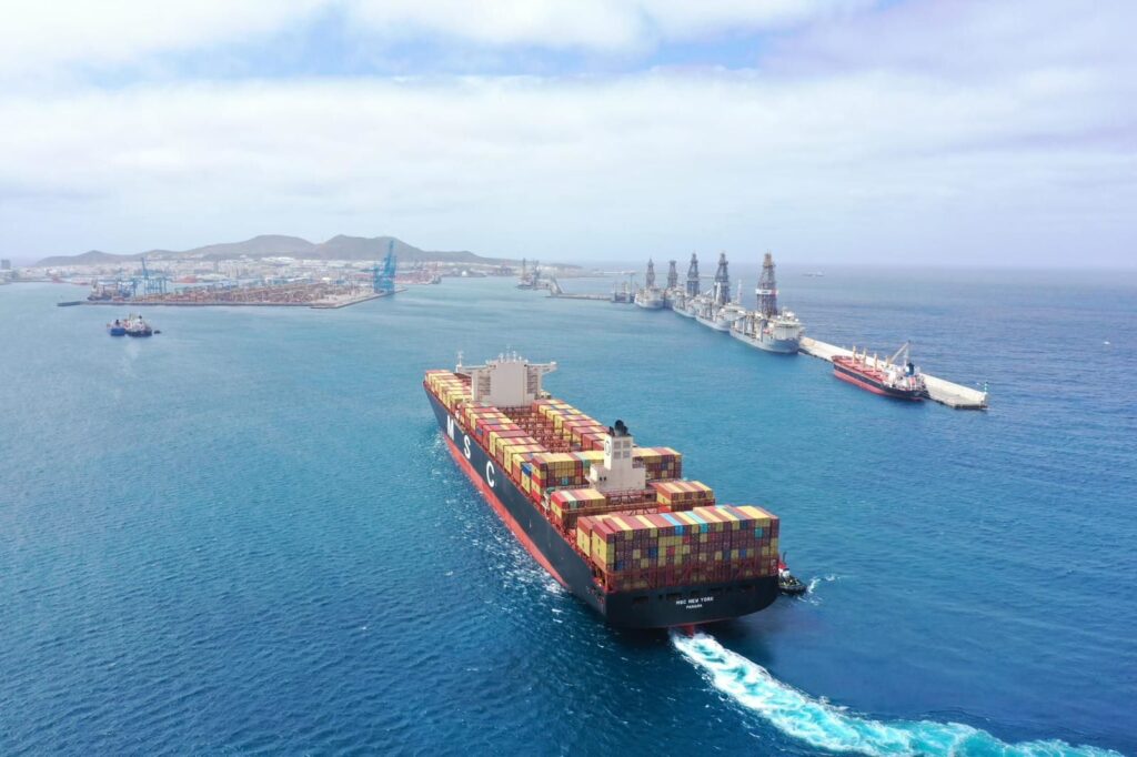 Puerto de Las Palmas - portacontenedores MSC New York