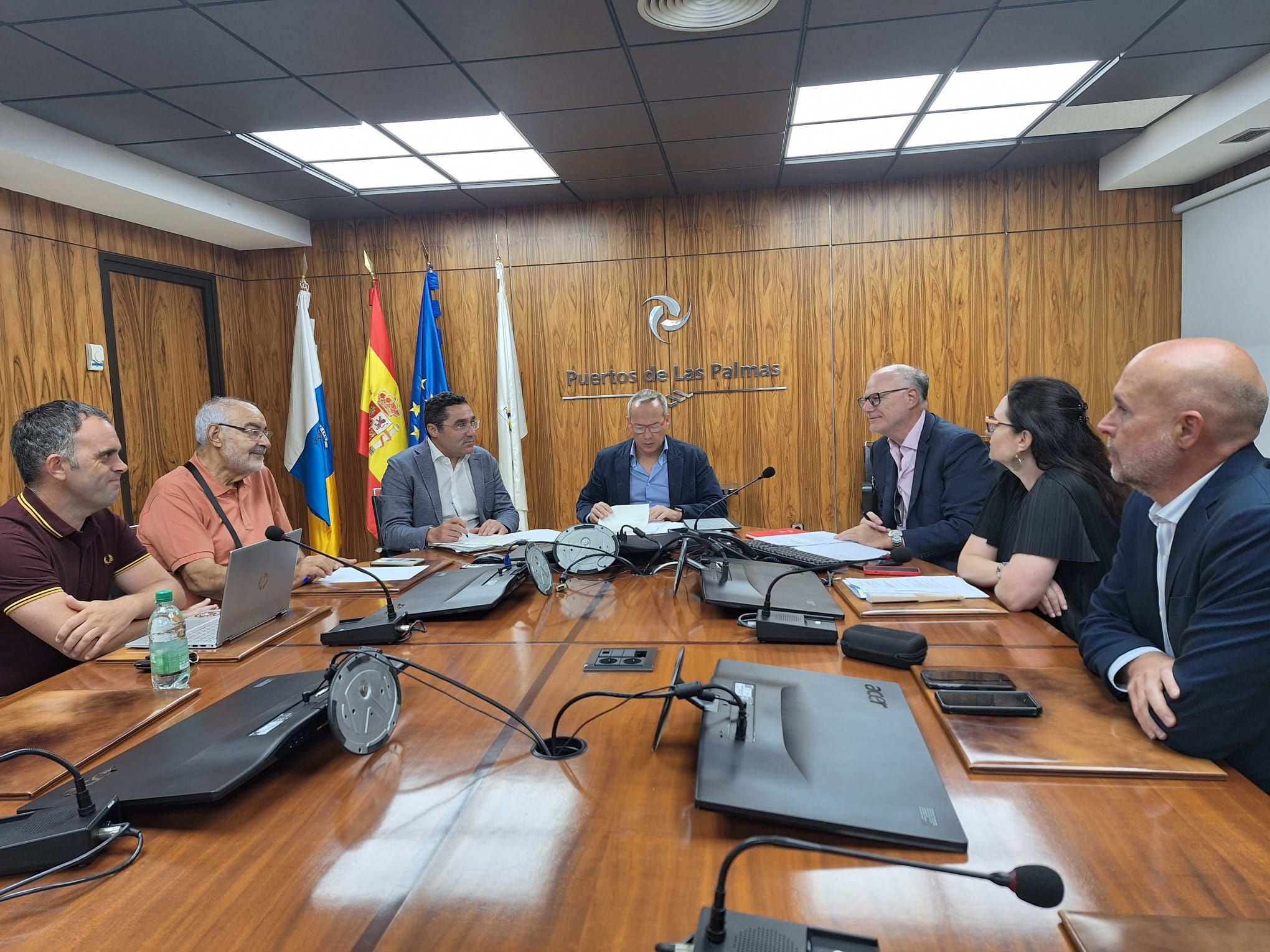 Puertos de Las Palmas - Creación de la Comisión de Bienestar de la Gente del Mar (002)