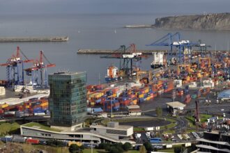 Puerto de Bilbao - panoramica - bilboestiba
