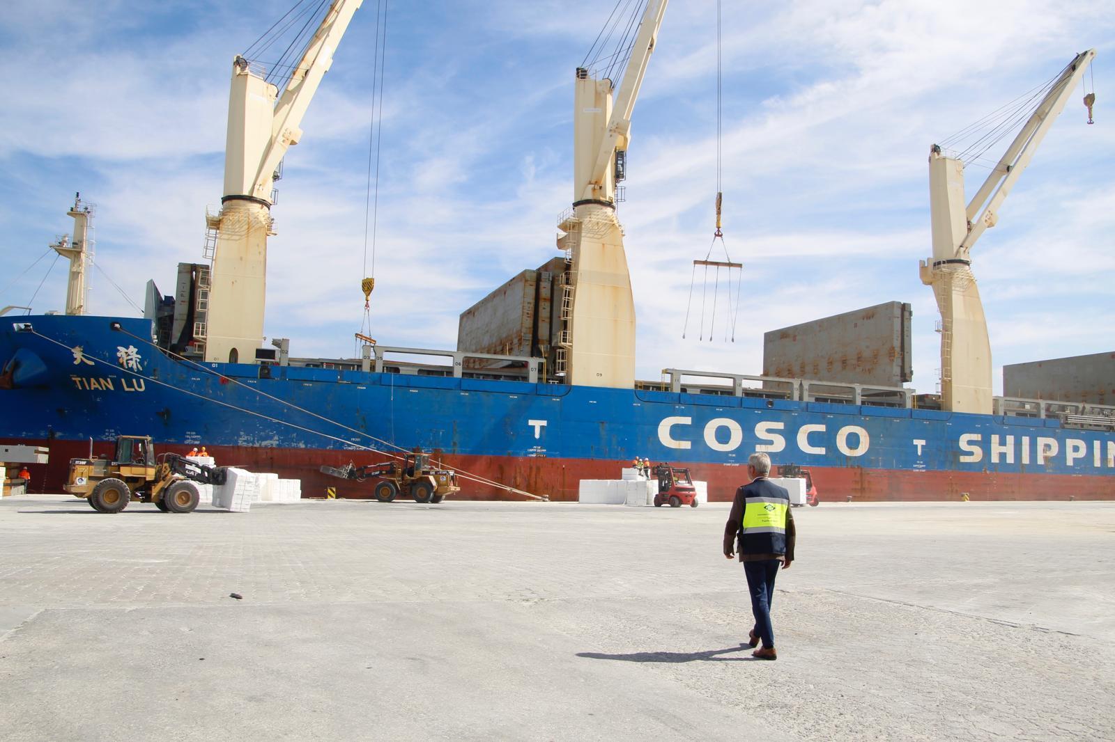 Puerto de Motril - carguero - cosco