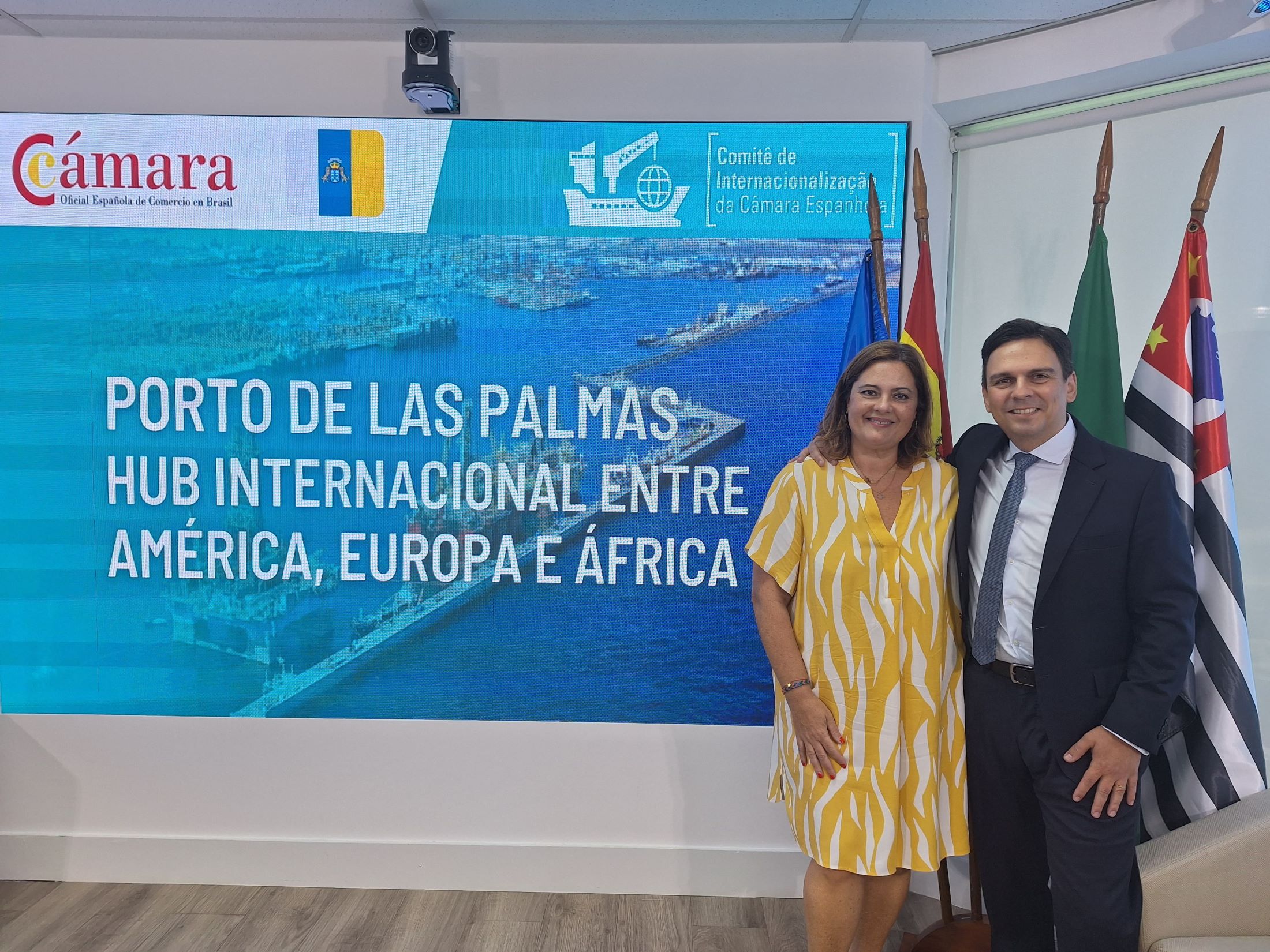 Puertos de Las Palmas - Beatriz Calzada y Alejandro Gómez