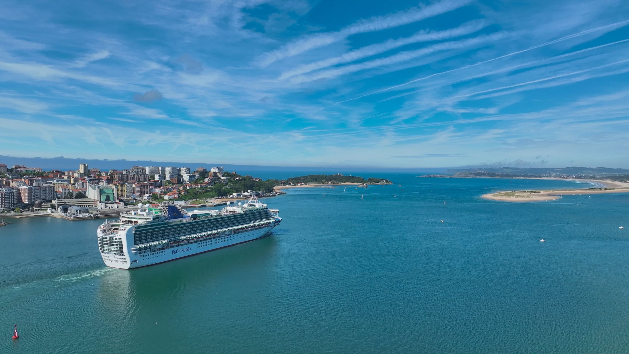 Puerto de Santander - crucero Ventura - P&O