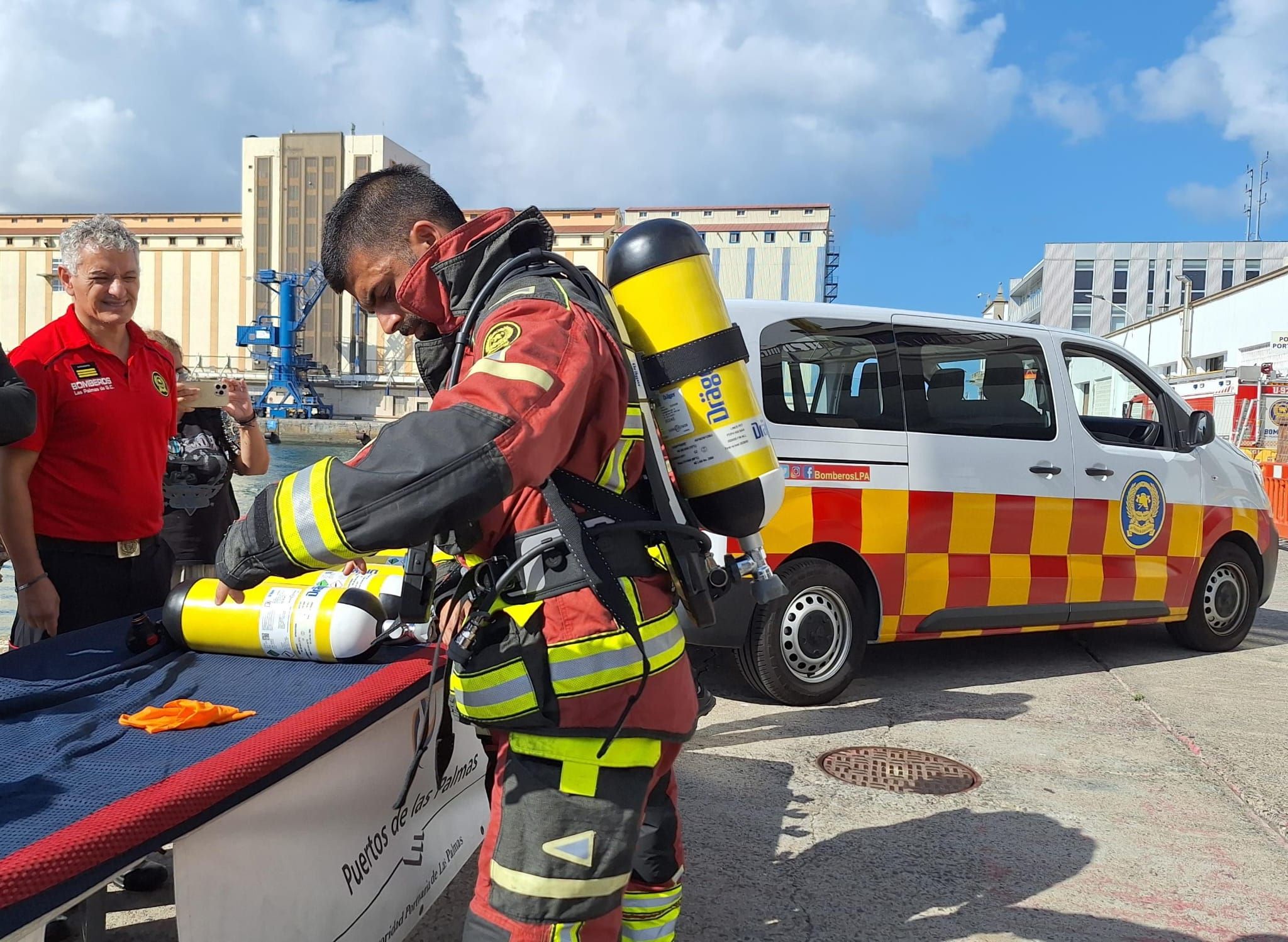 Puertos de Las Palmas - equipos bomberos
