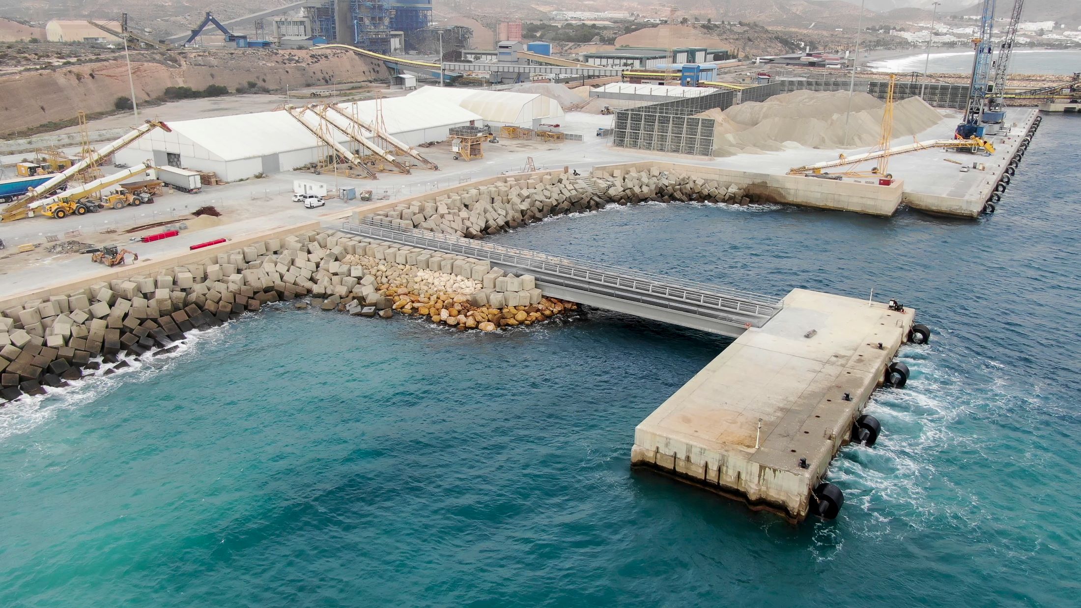 Puerto de Almería duque de alba - Puerto de Carboneras