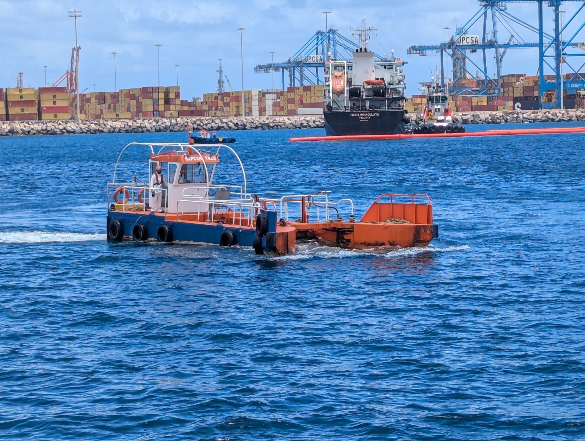 Puerto de Las Palmas - recogida derrame - sanción