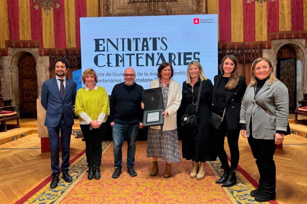 La Mutualidad de Previsión Social del Port de Barcelona recibe la distinción de Entidad Centenaria del Ayuntamiento de Barcelona