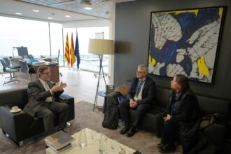 Port Tarragona y el ICAEN estudian estrategias conjuntas para promover la descarbonización portuaria