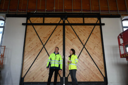 El edificio Varadero del Puerto de Almería será también inclusivo para personas con discapacidad auditiva tras su rehabilitación integral