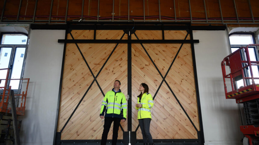 El edificio Varadero del Puerto de Almería será también inclusivo para personas con discapacidad auditiva tras su rehabilitación integral