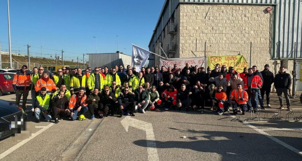 Primera jornada de paro en la empresa Kalmar Valencia motivada por la defensa de condiciones laborales justas y seguras