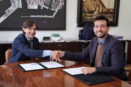 La Autoridad Portuaria de Alicante y Mediterranean Algae impulsan la mejora de la calidad del agua a través de la implantación piloto de BIOREMED ALGAE