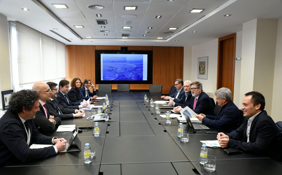 Port Tarragona se reúne con ADIF para explicar su estrategia ferroviaria e intermodal