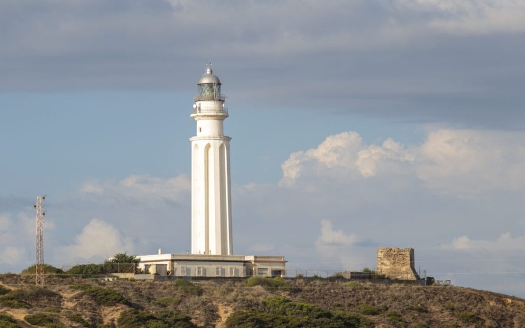 Puerto de Cádiz - Faro de Trafalgar