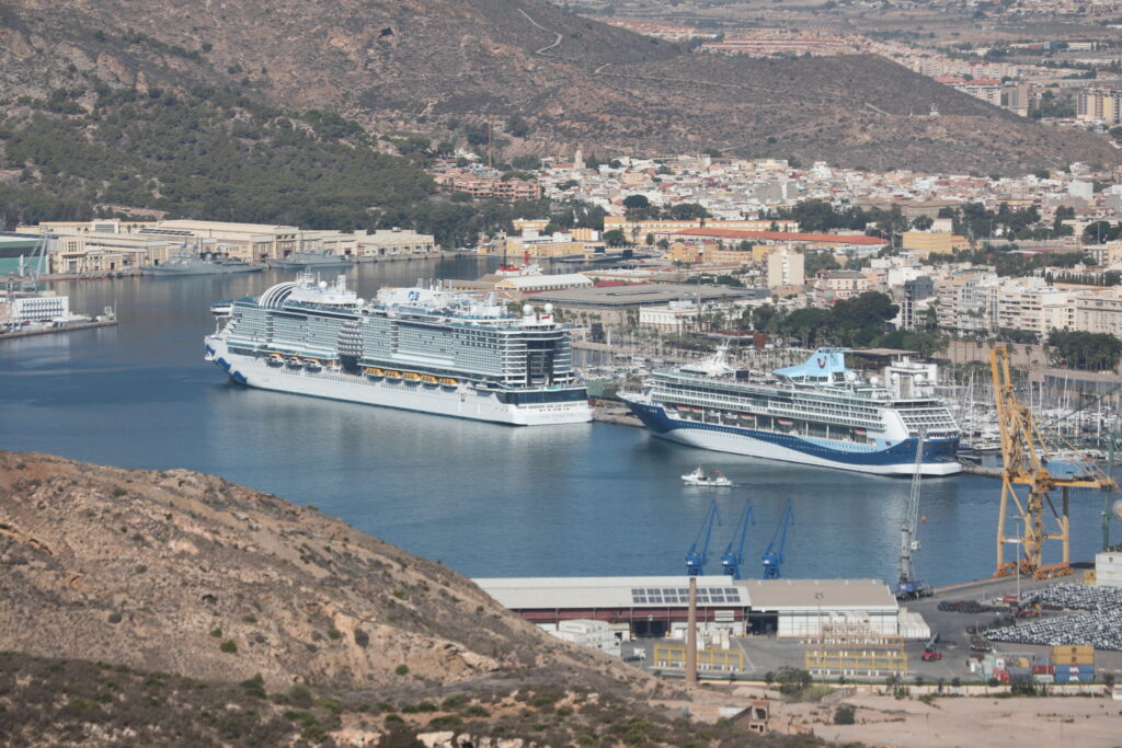 El Puerto de Cartagena prevé para el mes de abril cerca de 27.000 cruceristas a bordo de 27 buques
