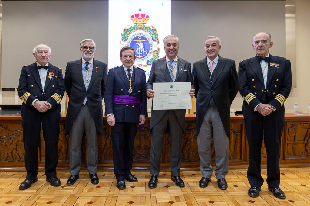 Juan Riva ingresa como nuevo Académico de Número en la Real Academia de la Mar