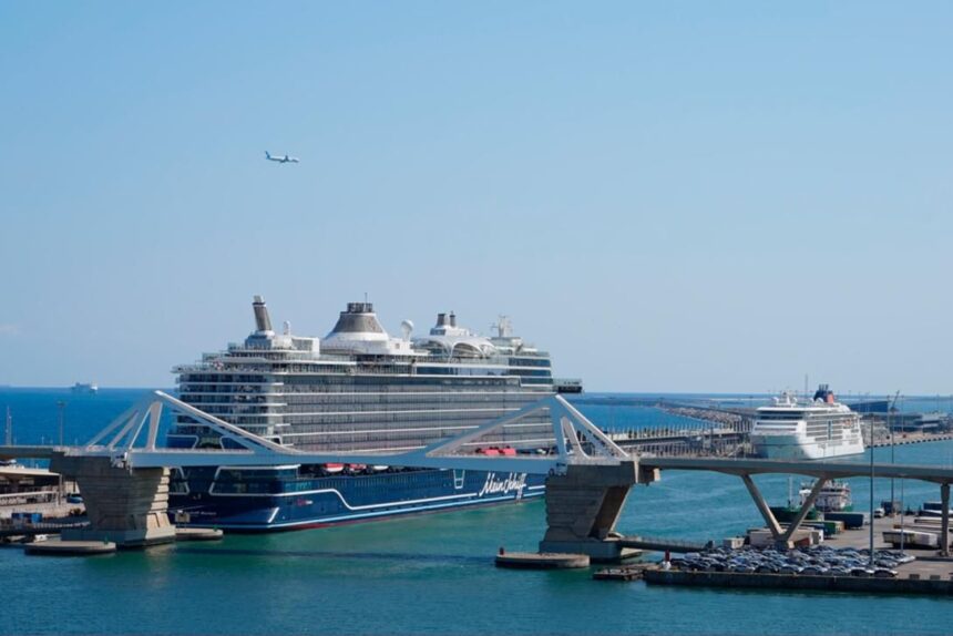 Port de Barcelona - bioGNL
