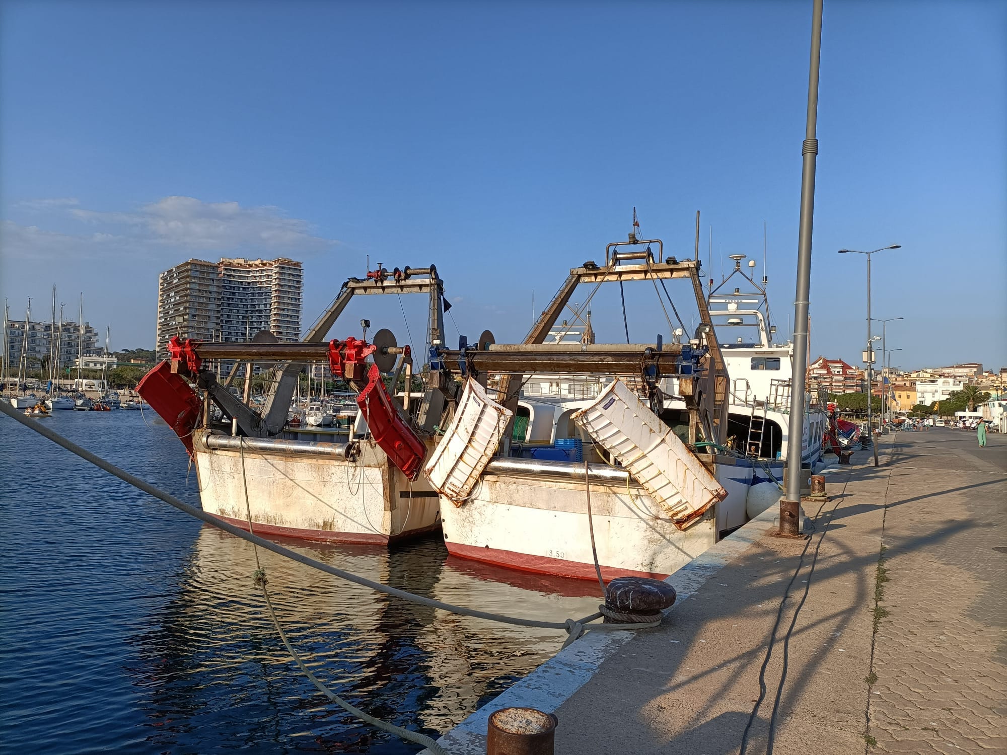 Puertas voladoras - buques de pesca