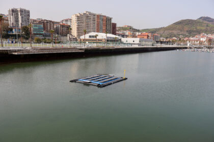 Puerto de Bilbao - energía solar flotante