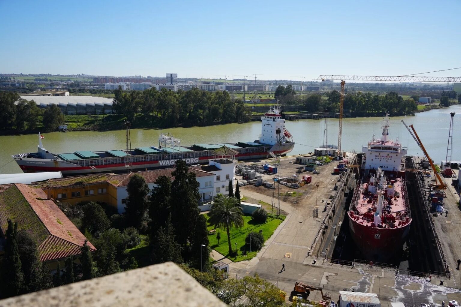 Puerto de Sevilla