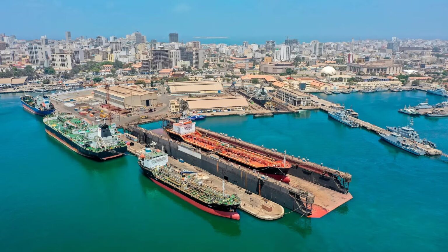 Damen - Dakar