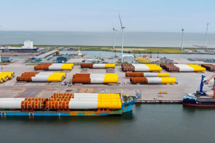 puertos - eólica marina