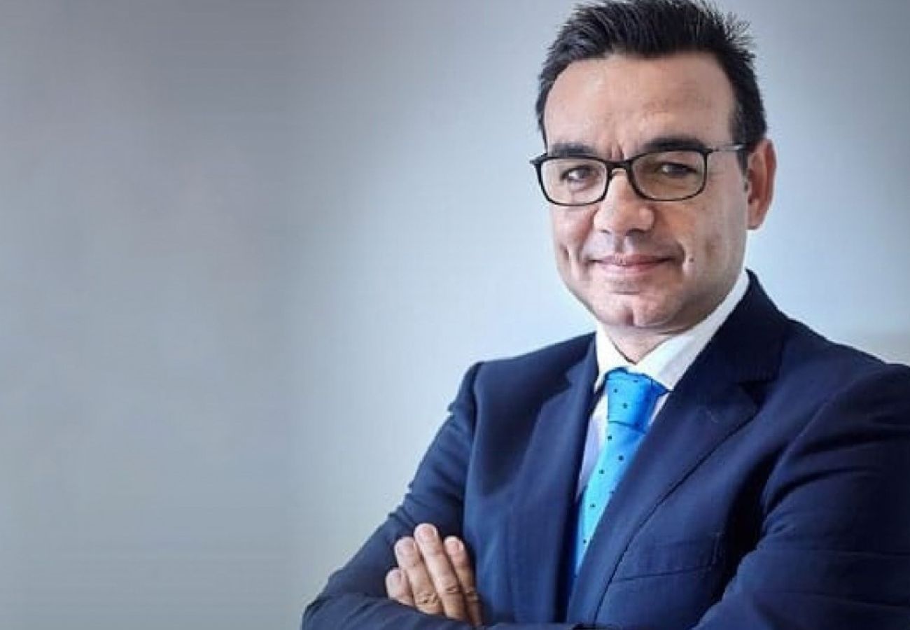 Hamilton pone a Rafael Díaz al timón de la dirección general en su nueva etapa internacional