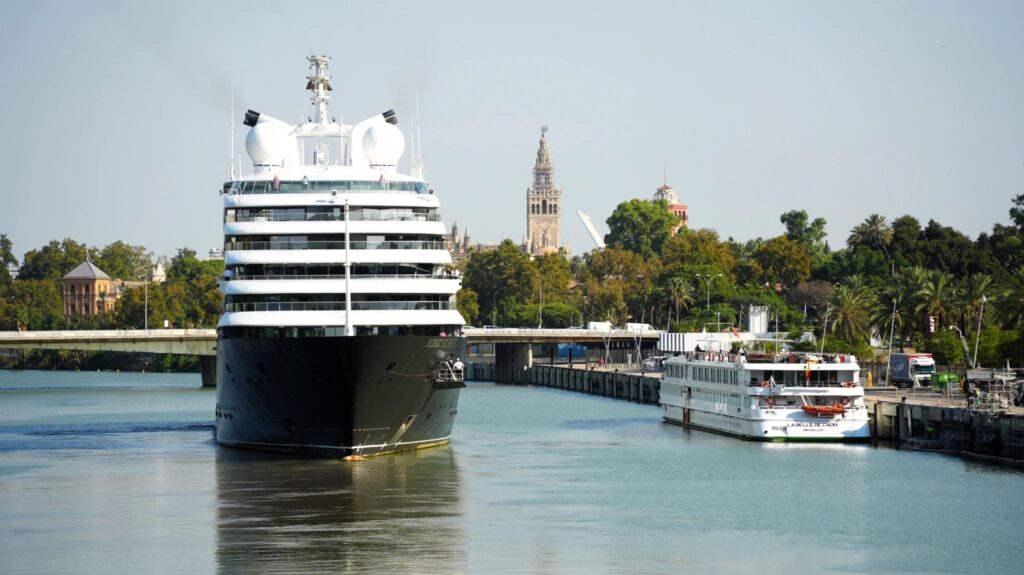 Puerto de Sevilla - cruceros 49