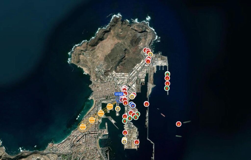 Mapa general del puerto de Las Palmas con iconos de escenarios de emergencia y referencias de viento y tiempos.