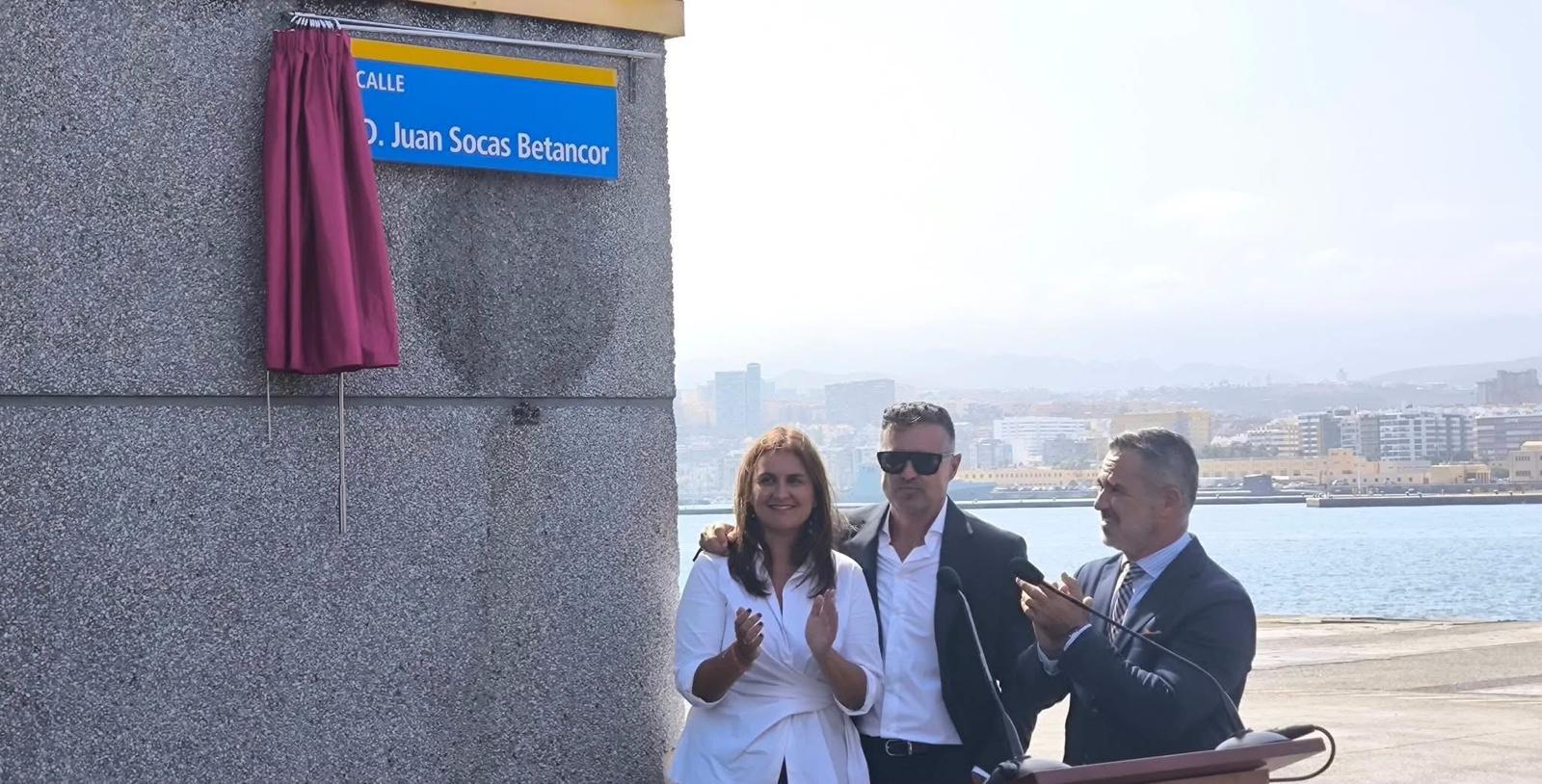 Descubrimiento de la placa de la calle Juan Socas Betancor en el Puerto de Las Palmas